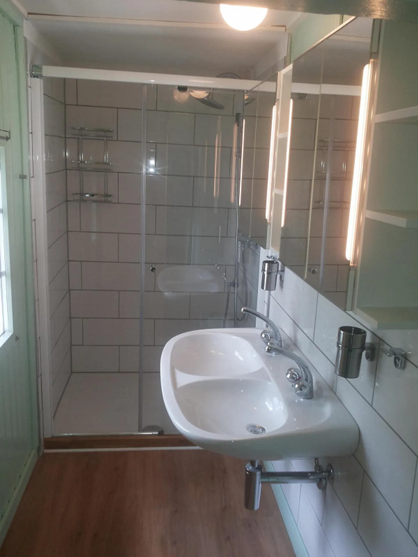 Ampio appartamento di 4,5 stanze con charme - Foto 4 di 10