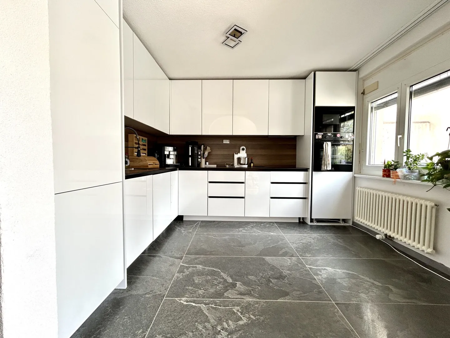 Attraktive 3.5 Zimmer Wohnung in ruhiger Lage - Foto 4 von 8