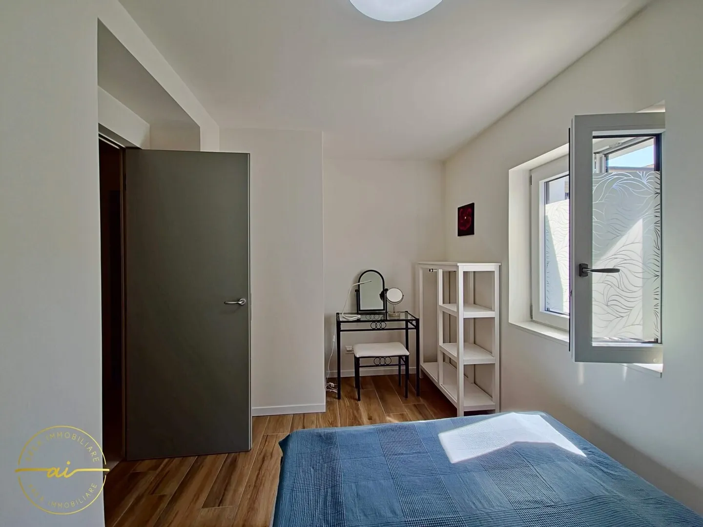 APPARTEMENT DE 3.5 PIÈCES AU CŒUR DE GENESTRERIO - Photo 7 sur 12