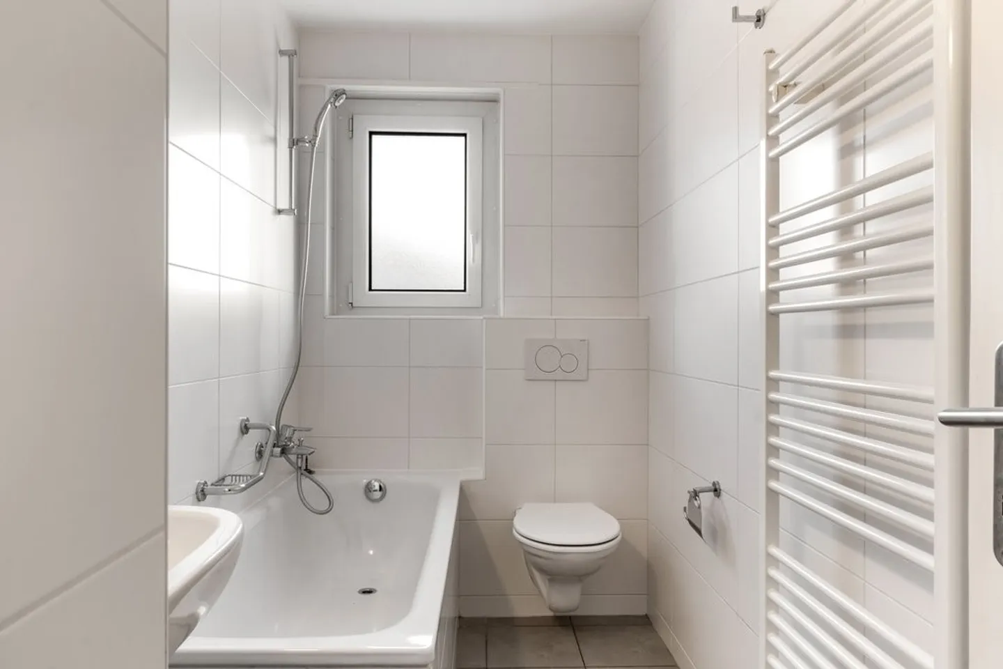 3 Camere con Balcone - Foto 6 di 7