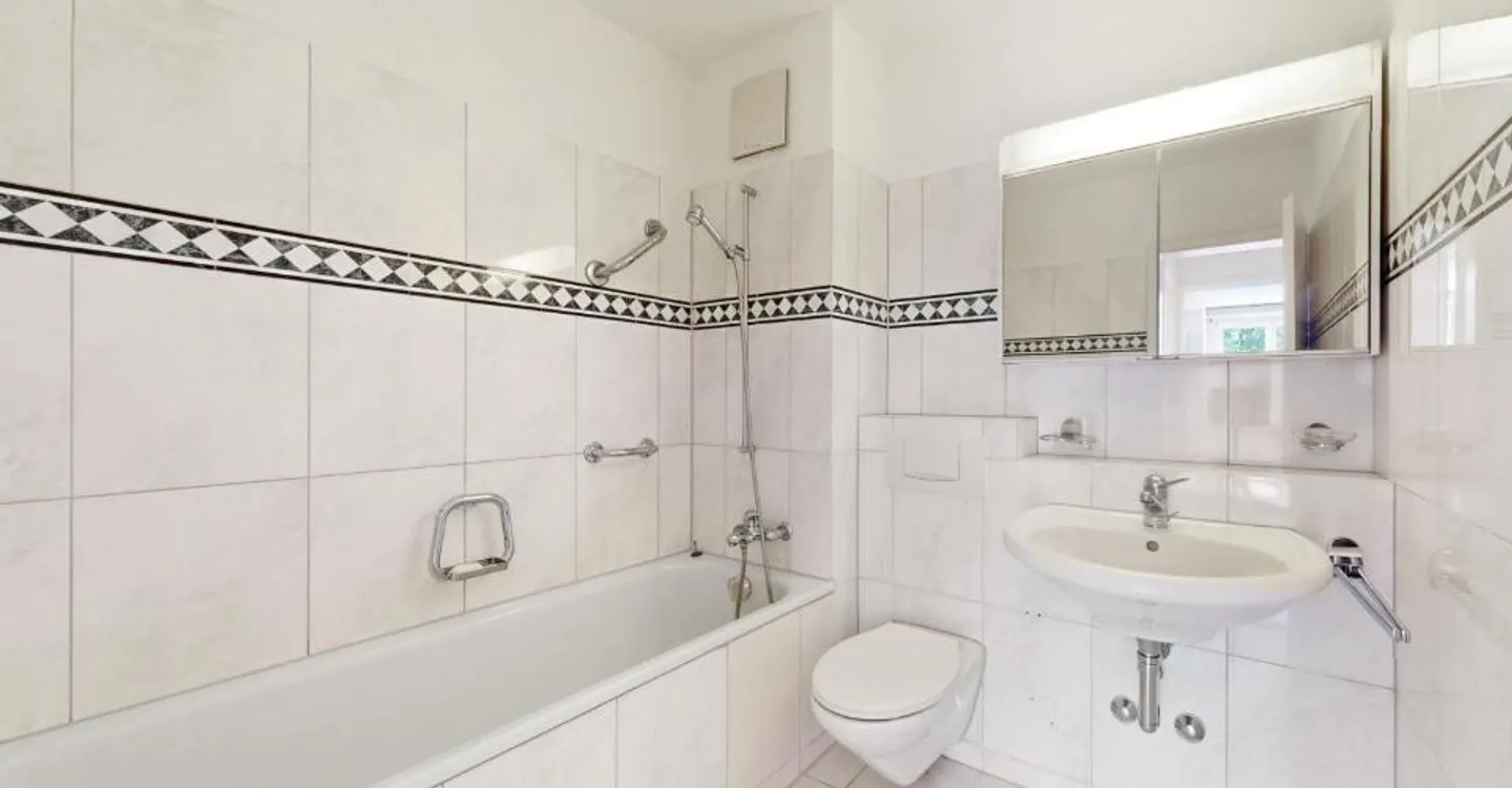 Sunny Apartment in Zurich Höngg - Limited to 1 Year - Photo 11 of 12