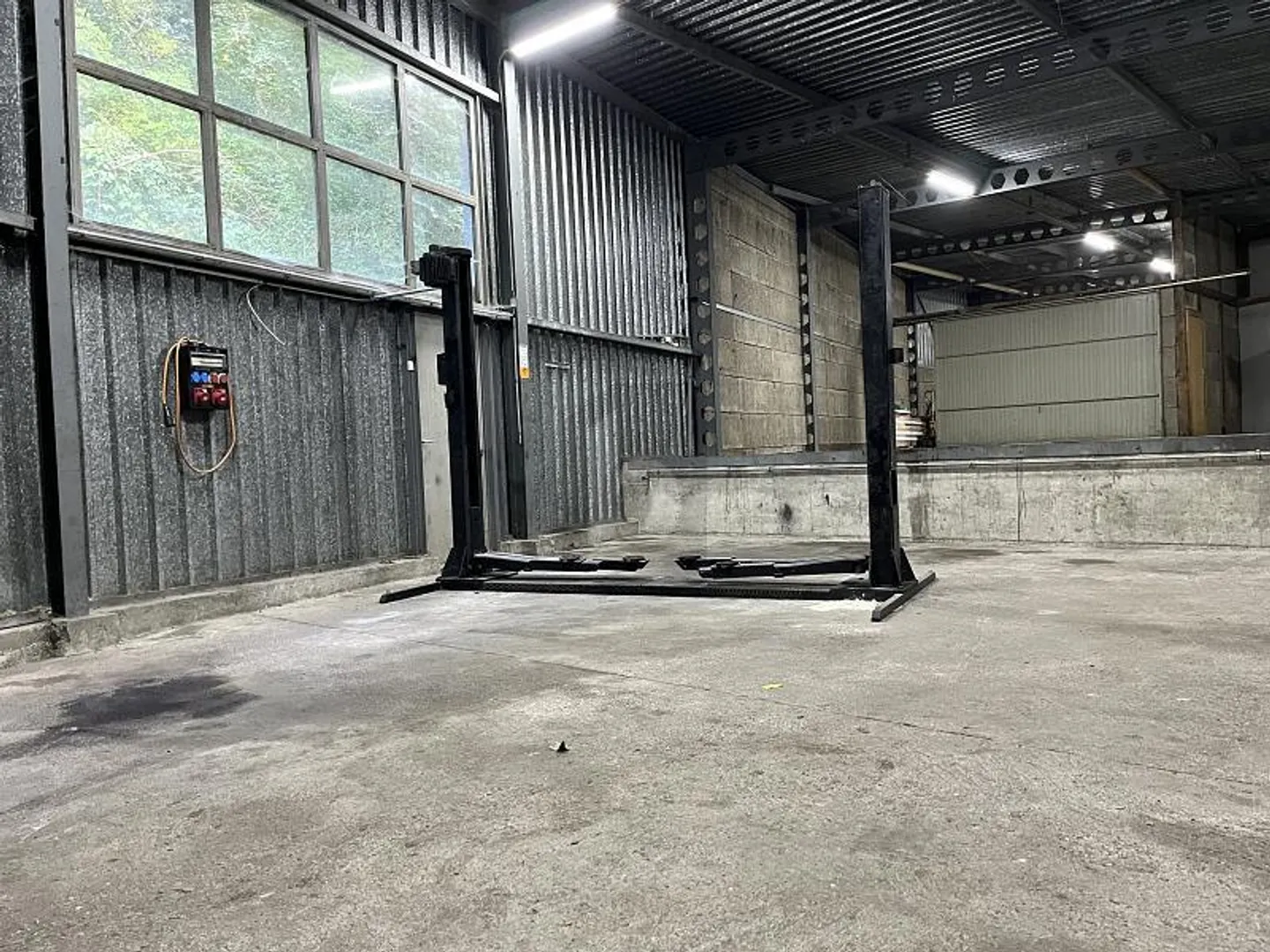 Geräumige Werkstatt zu vermieten - Foto 5 von 6