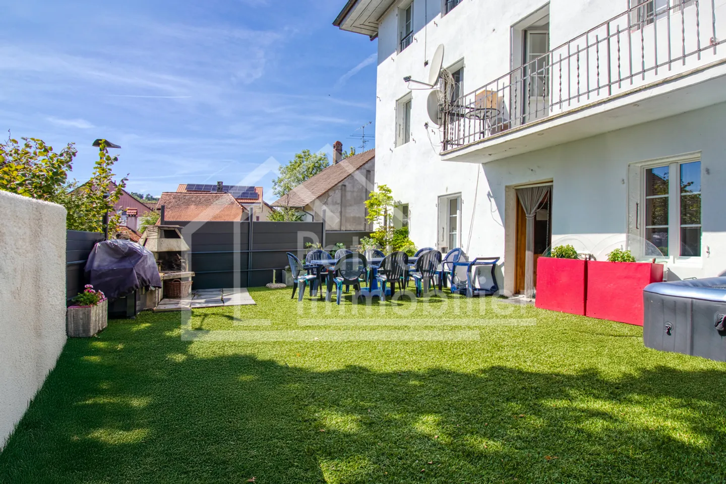 Edificio residenziale con caffè ristorante Rendimento lordo 4,89% - Foto 9 di 15