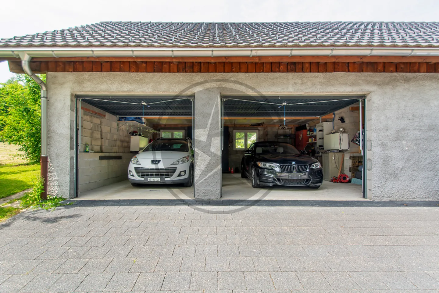 Renovated semi-detached farmhouse with apartments, barn and building plot - Photo 15 of 15