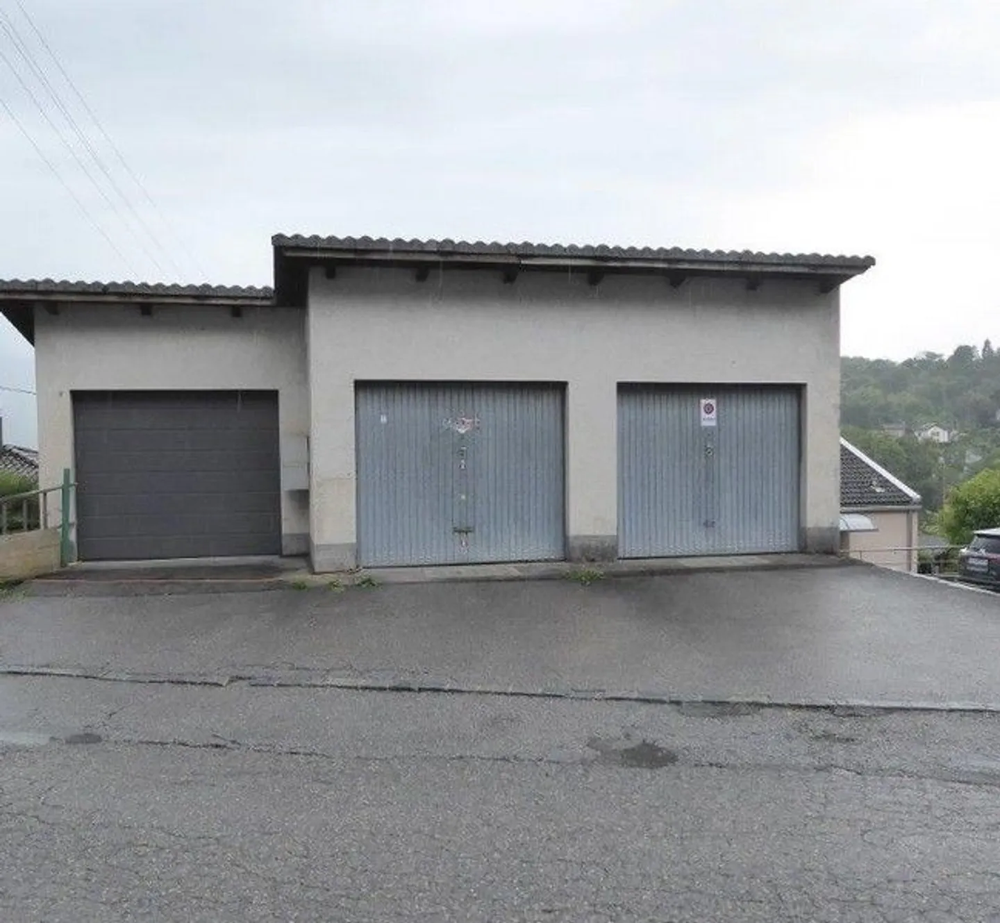 Charming Cottage with Garden - Photo 4 of 13