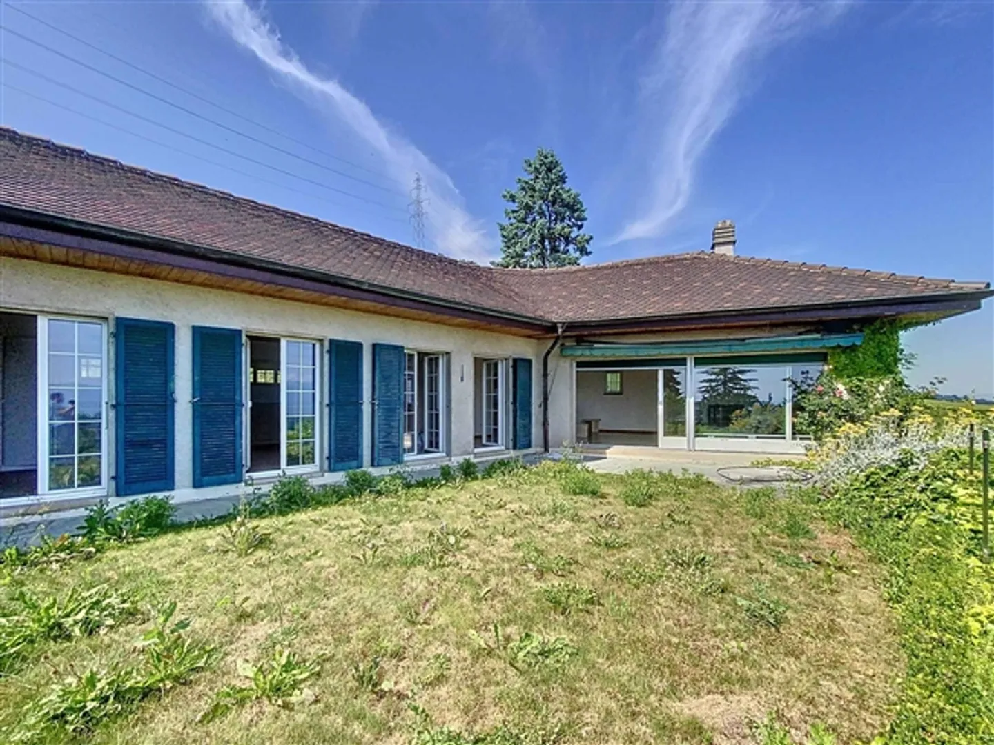 Bright Villa with Panoramic View – Bursins - Photo 2 of 12