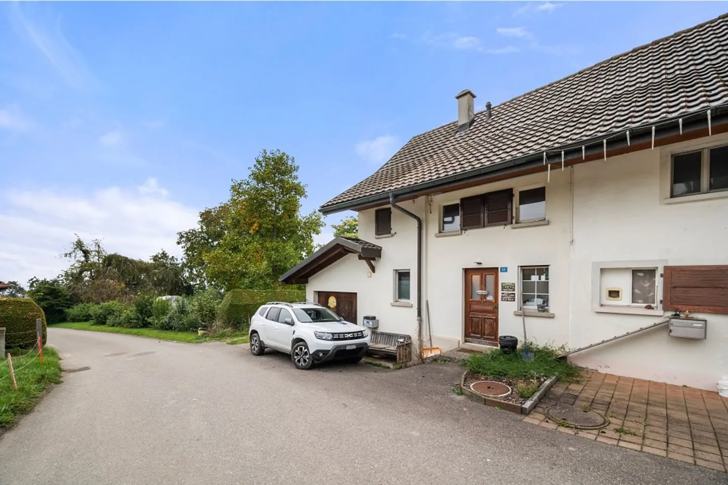 Incantevole casa a schiera con vista libera sulle Prealpi - Foto 1 di 13