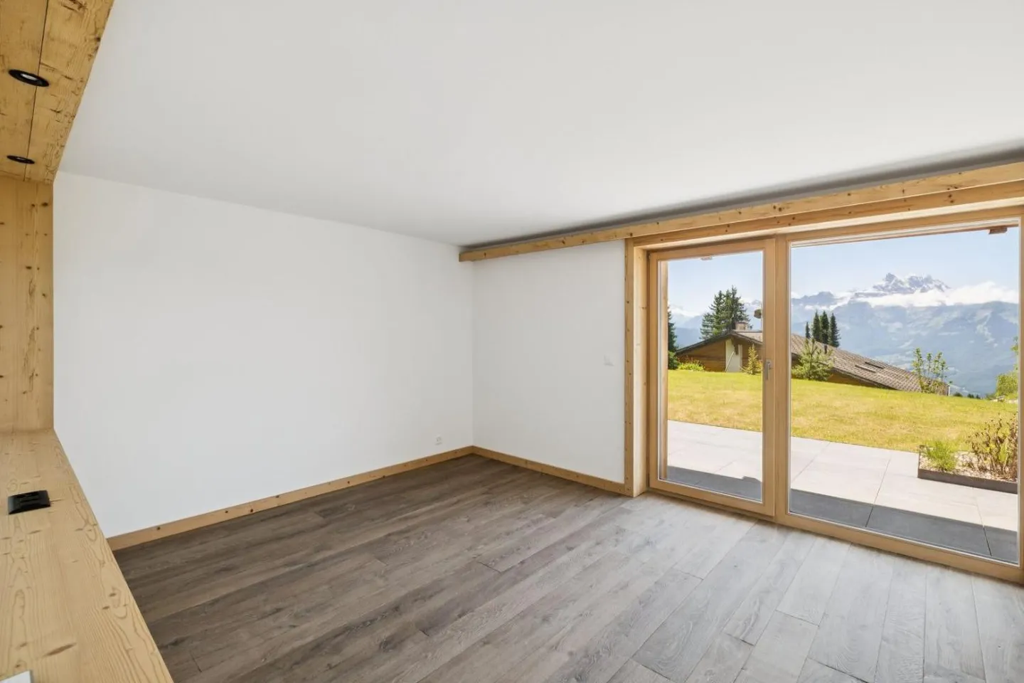 Duplex raro con giardino, ski-in & ski-out, vista mozzafiato! - Foto 13 di 13