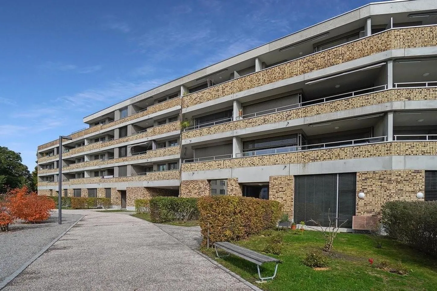 Cet appartement élégant vous attend! - Photo 1 sur 9