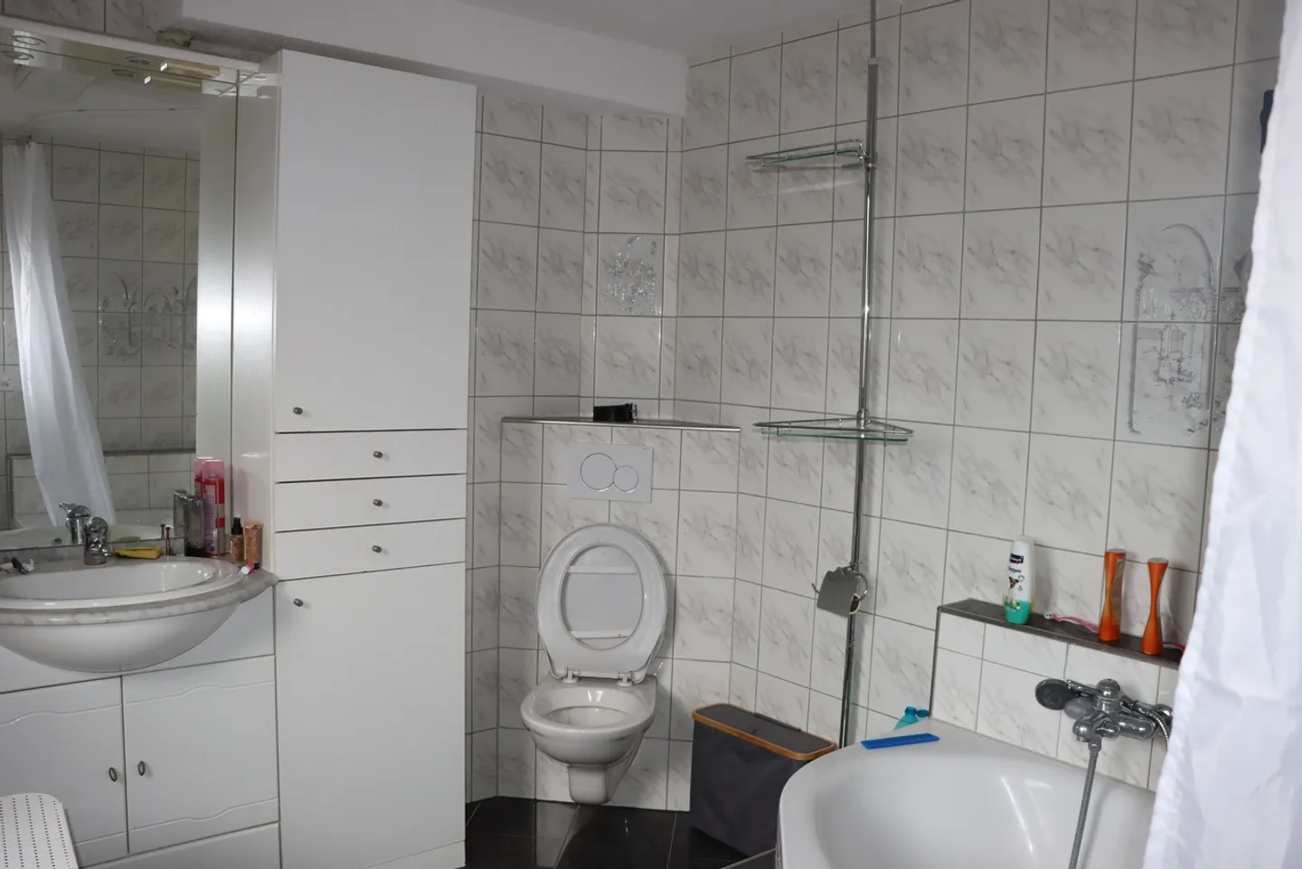 Bright 4.5-room apartment with balcony in Derendingen - Photo 7 of 10