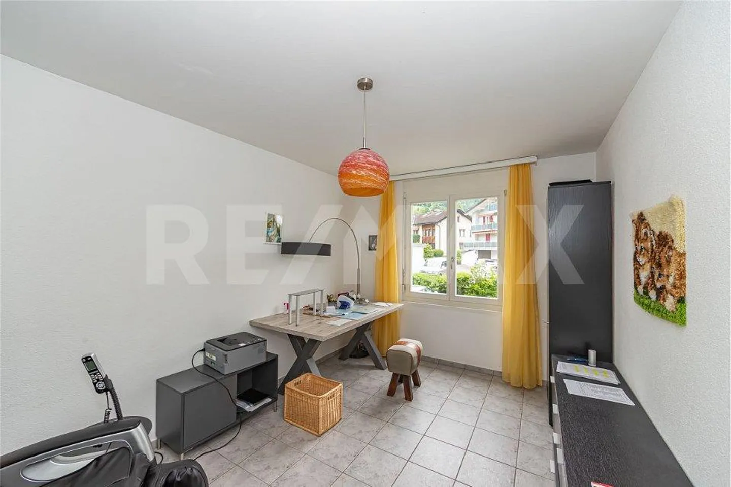 Bright, well-maintained 4.5-room apartment with 2 balconies, modern amenities & underground parking space - Photo 13 of 13