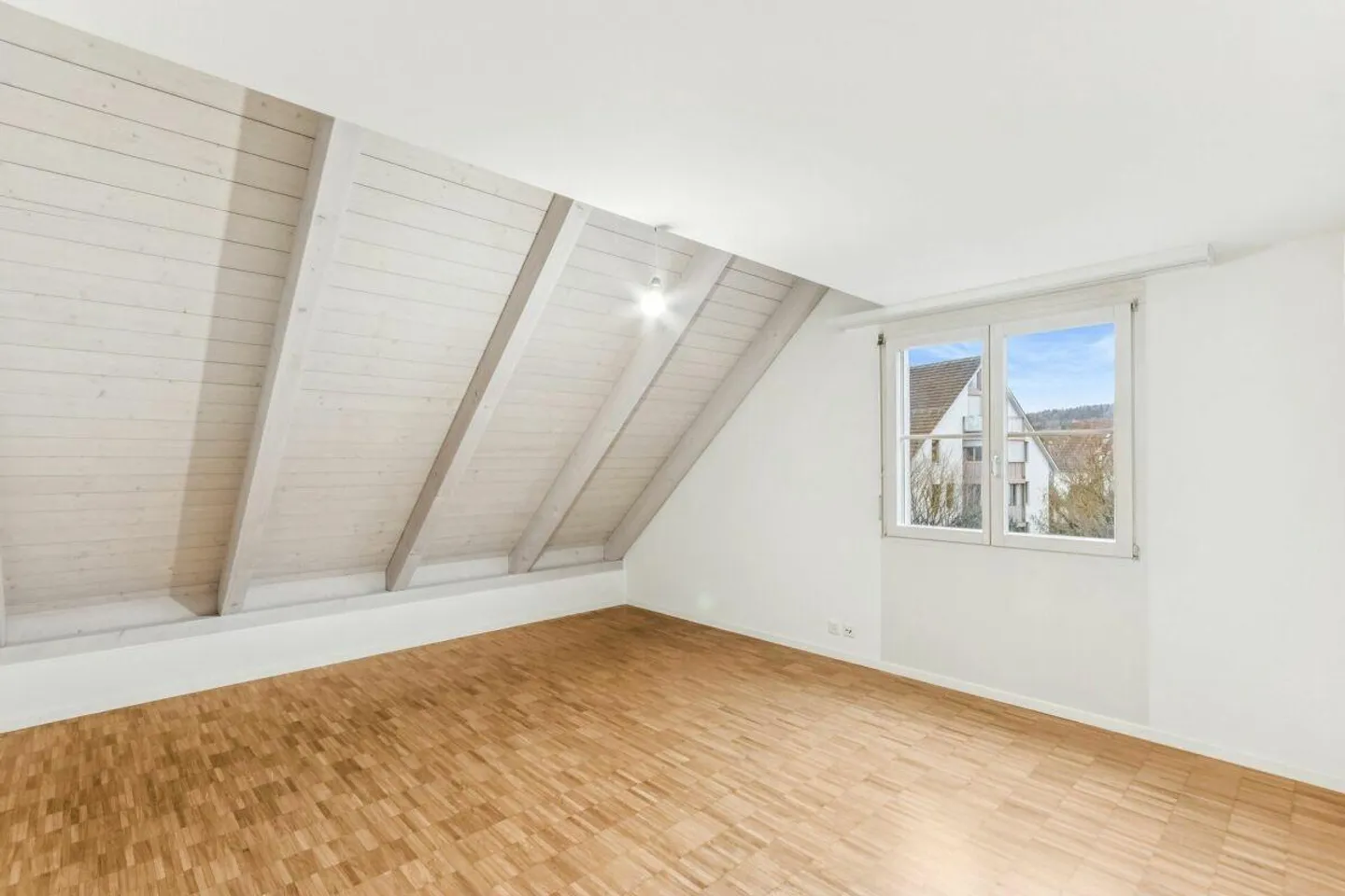 Modern Family Apartment in Park-like Surroundings - Photo 6 of 11