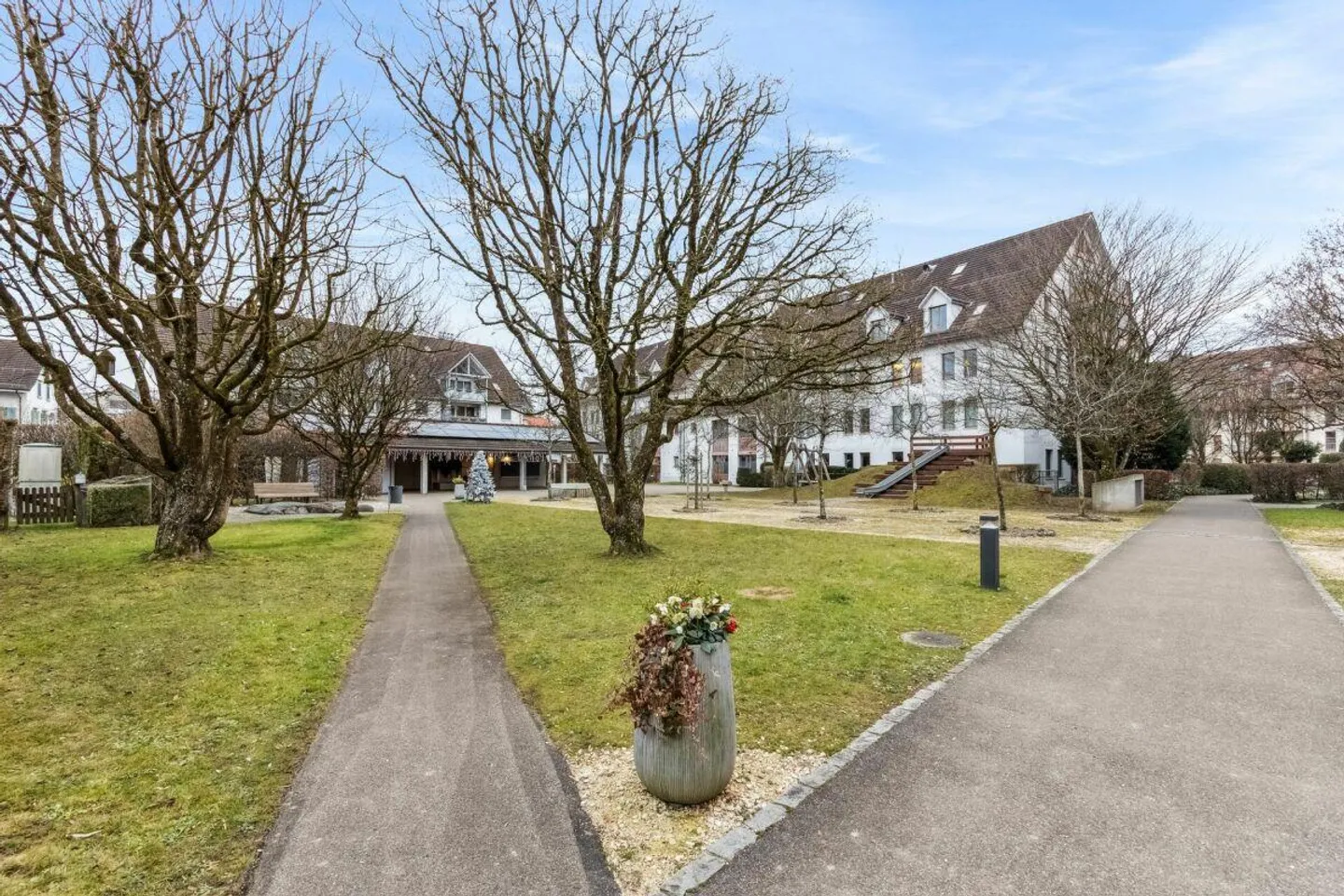 Modern Family Apartment in Park-like Surroundings - Photo 9 of 11