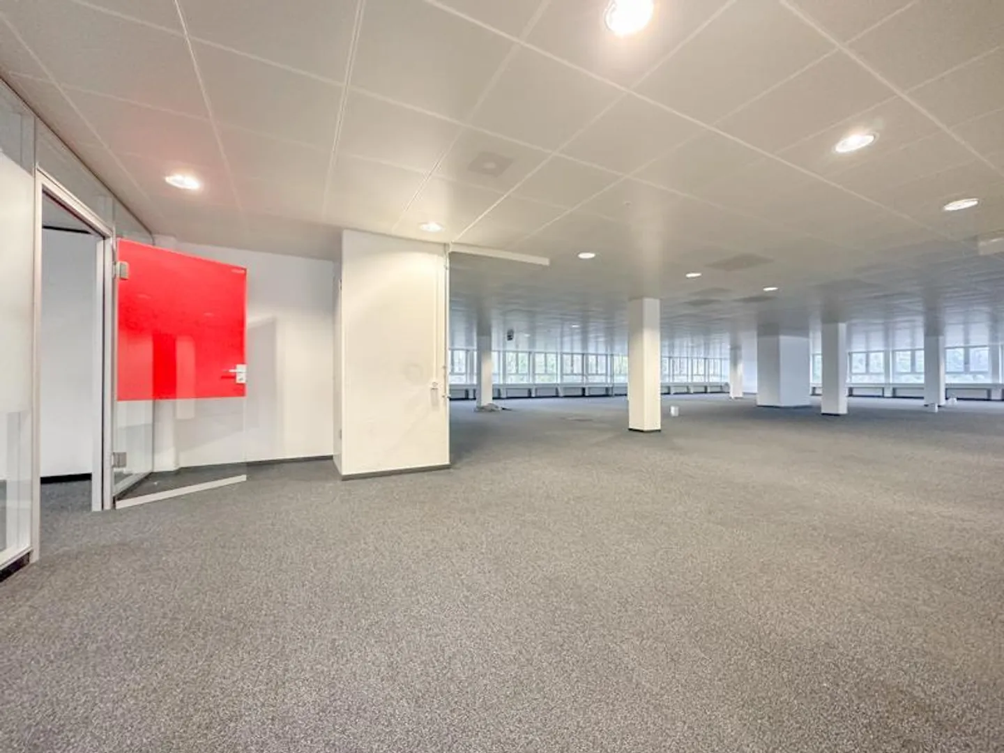 Office space near Glattbrugg train station - Photo 4 of 13