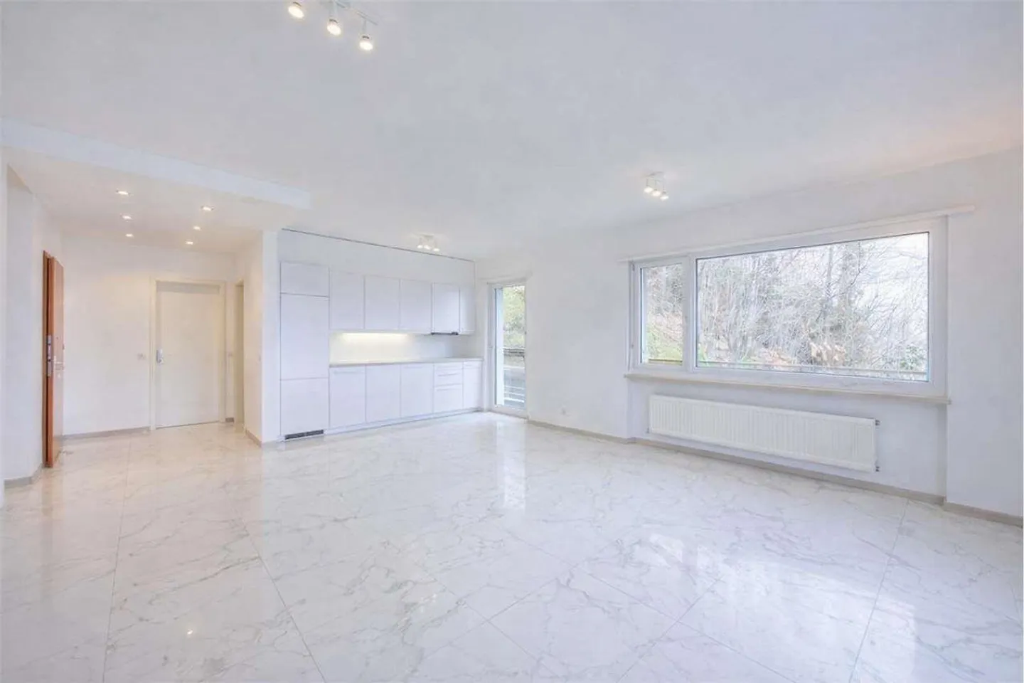 Wunderschöne Wohnung mit Terrasse und Seeblick in Aldesago, Lugano - Foto 1 von 8