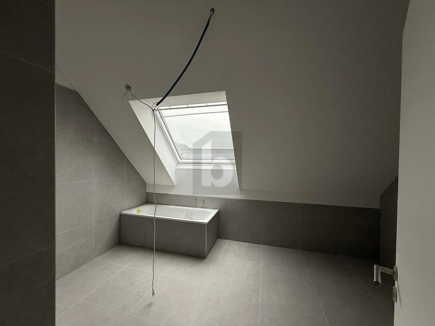 Modernes Penthouse mit Terrasse - Foto 3 von 6