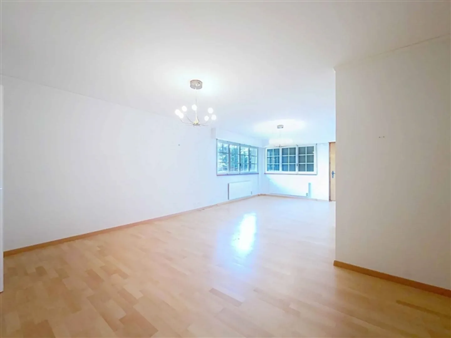 Bright Villa with Panoramic View – Bursins - Photo 11 of 12