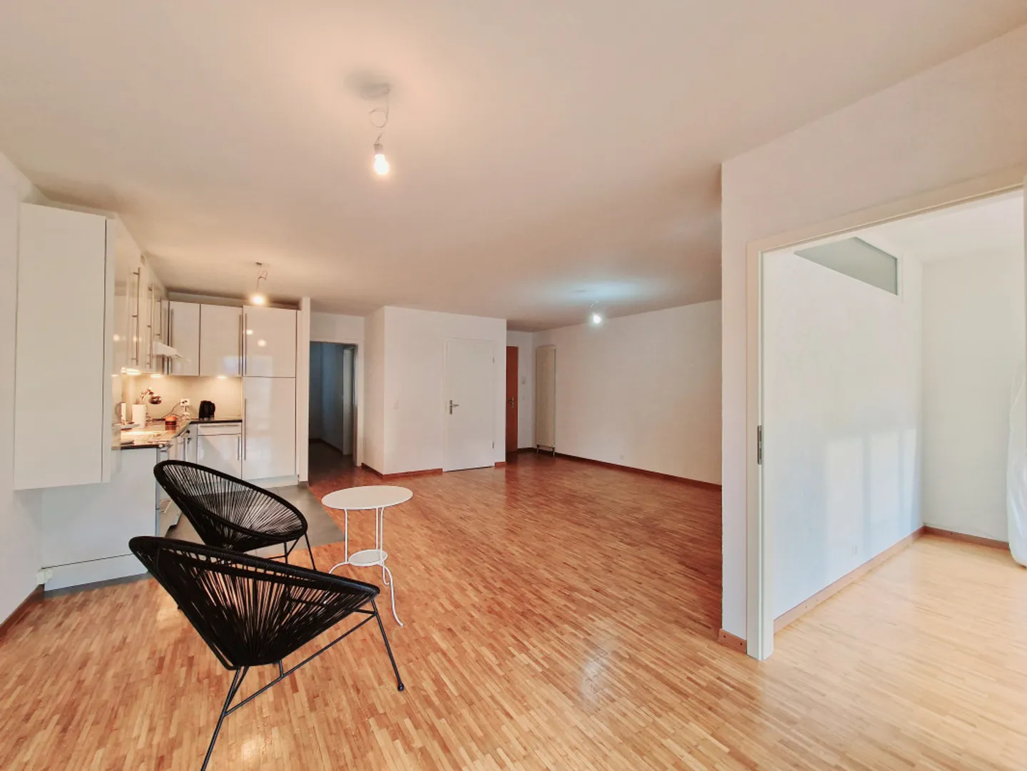 3.5 Room Apartment - Photo 7 of 10