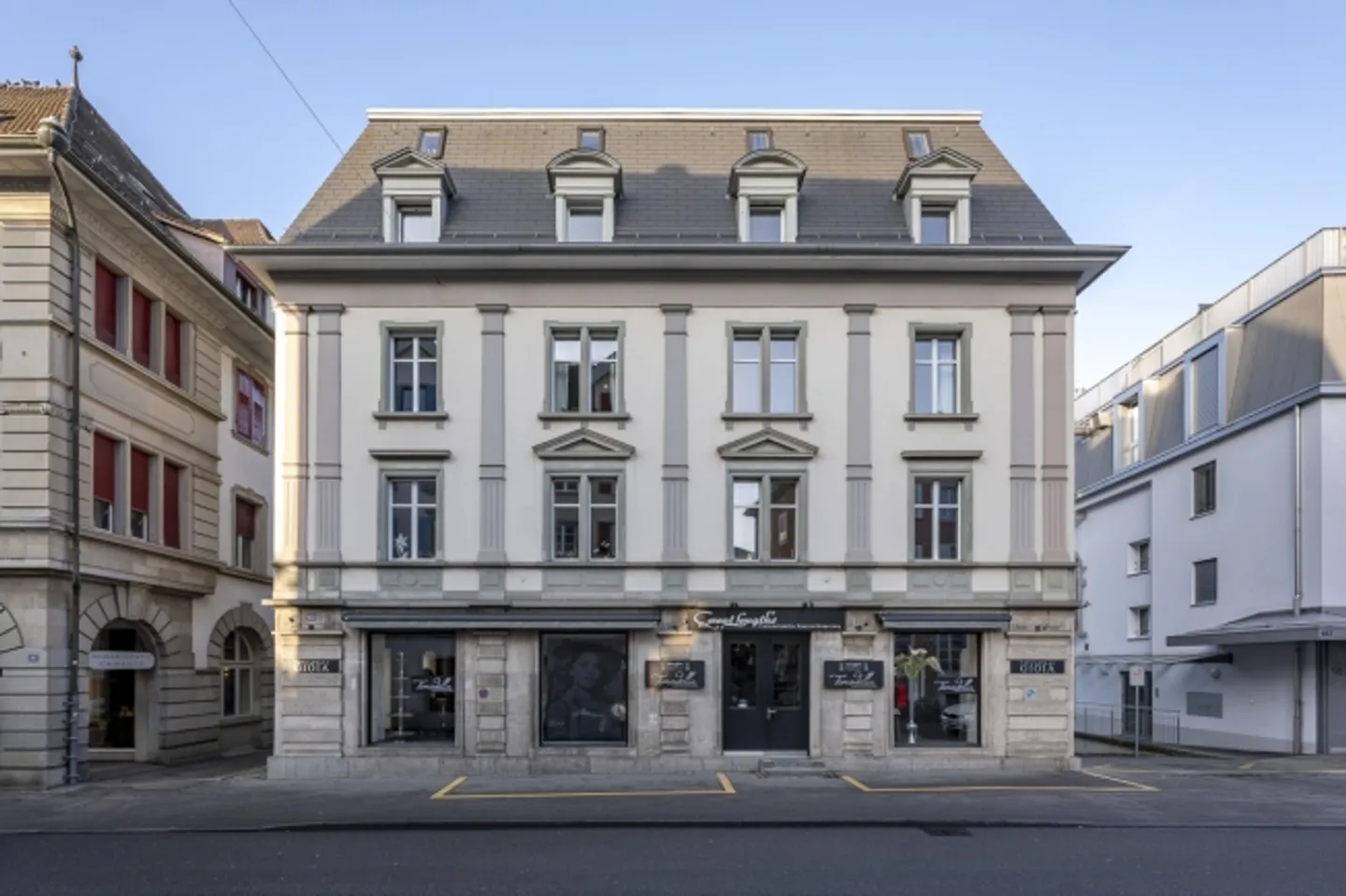 «Einmalige Gelegenheit an absolut privilegierter Lage» - Foto 1 von 17