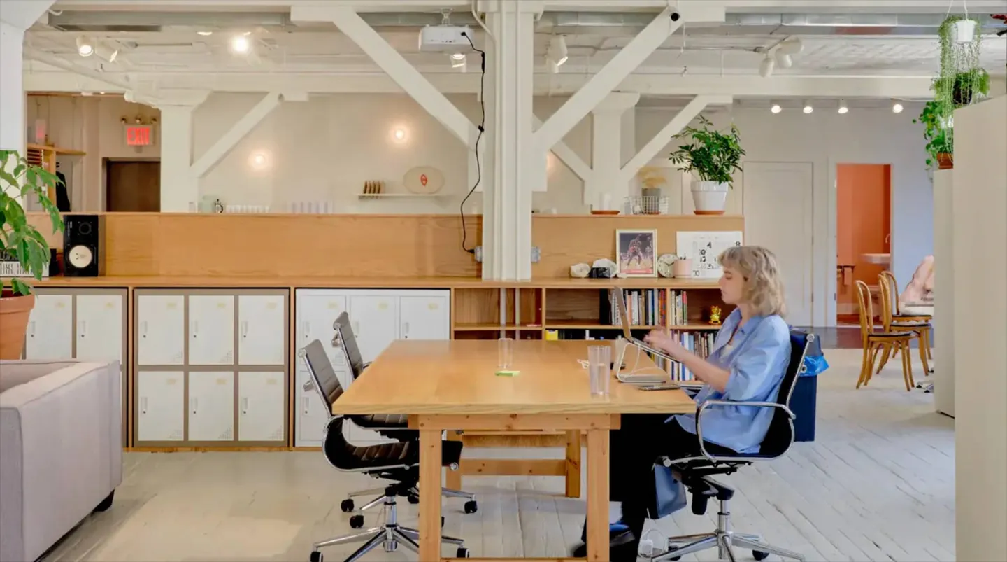 Uno spazio di co-working a misura d'uomo, nel cuore di Locle - Foto 1 di 1