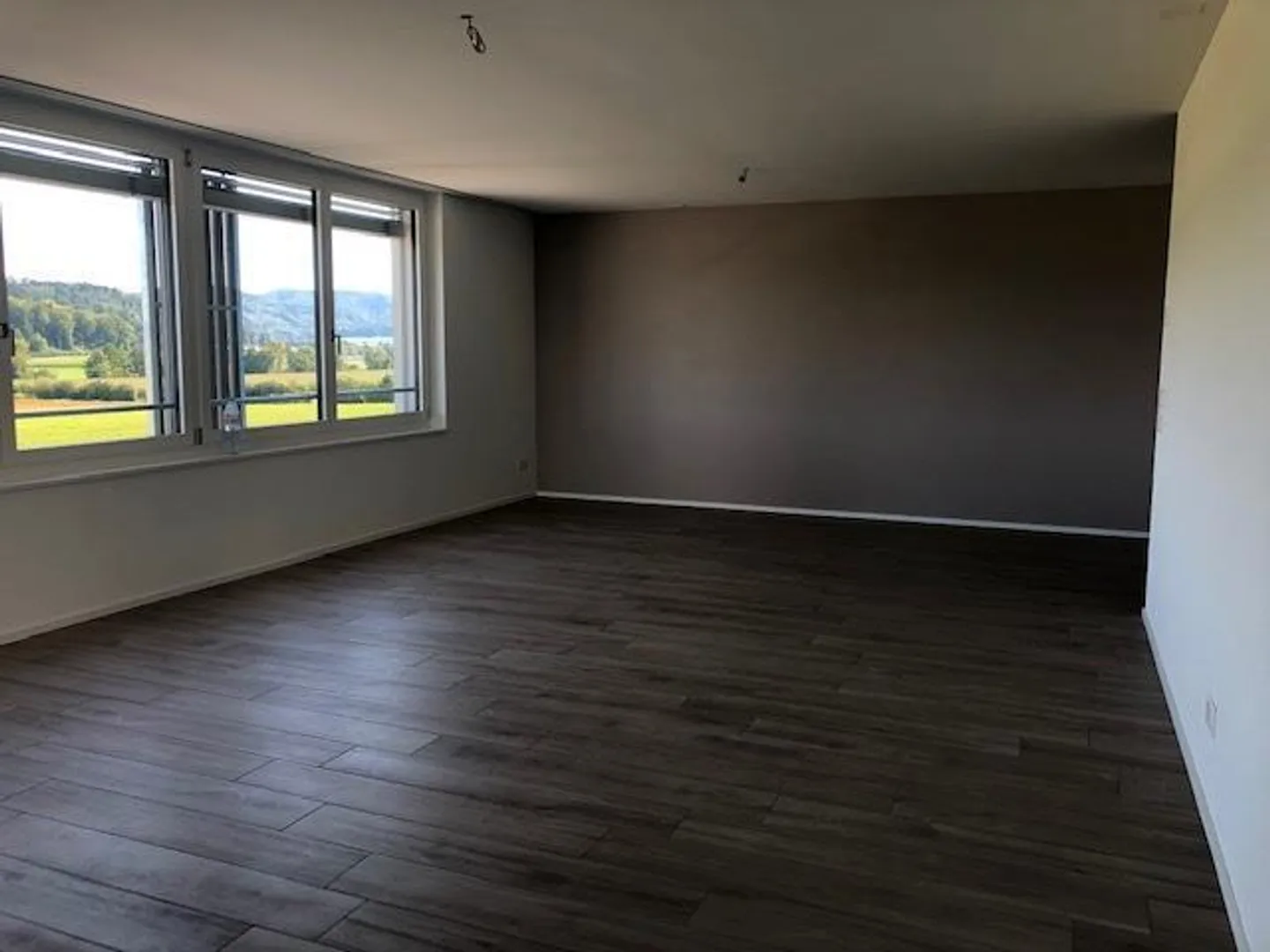 Ampio appartamento 4.5 locali - Foto 2 di 11