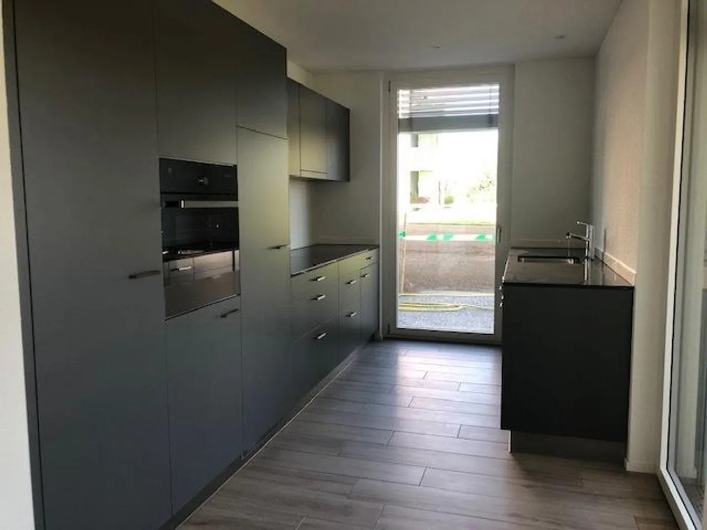 Ampio appartamento 4.5 locali - Foto 4 di 11