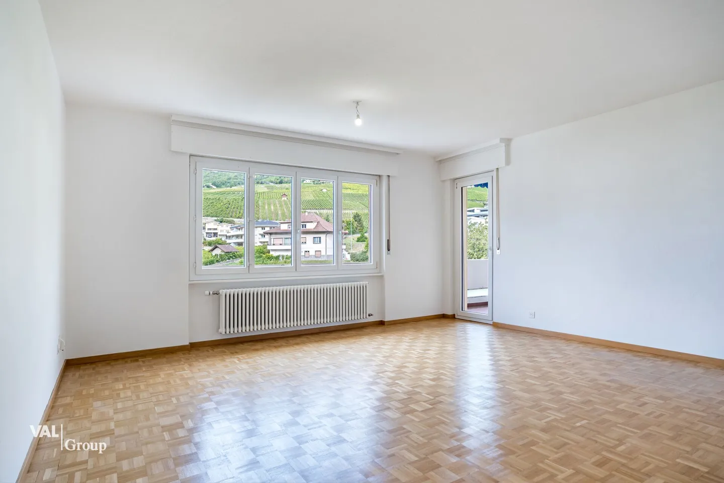 Charming and renovated, in the land of the sun - Photo 3 of 12