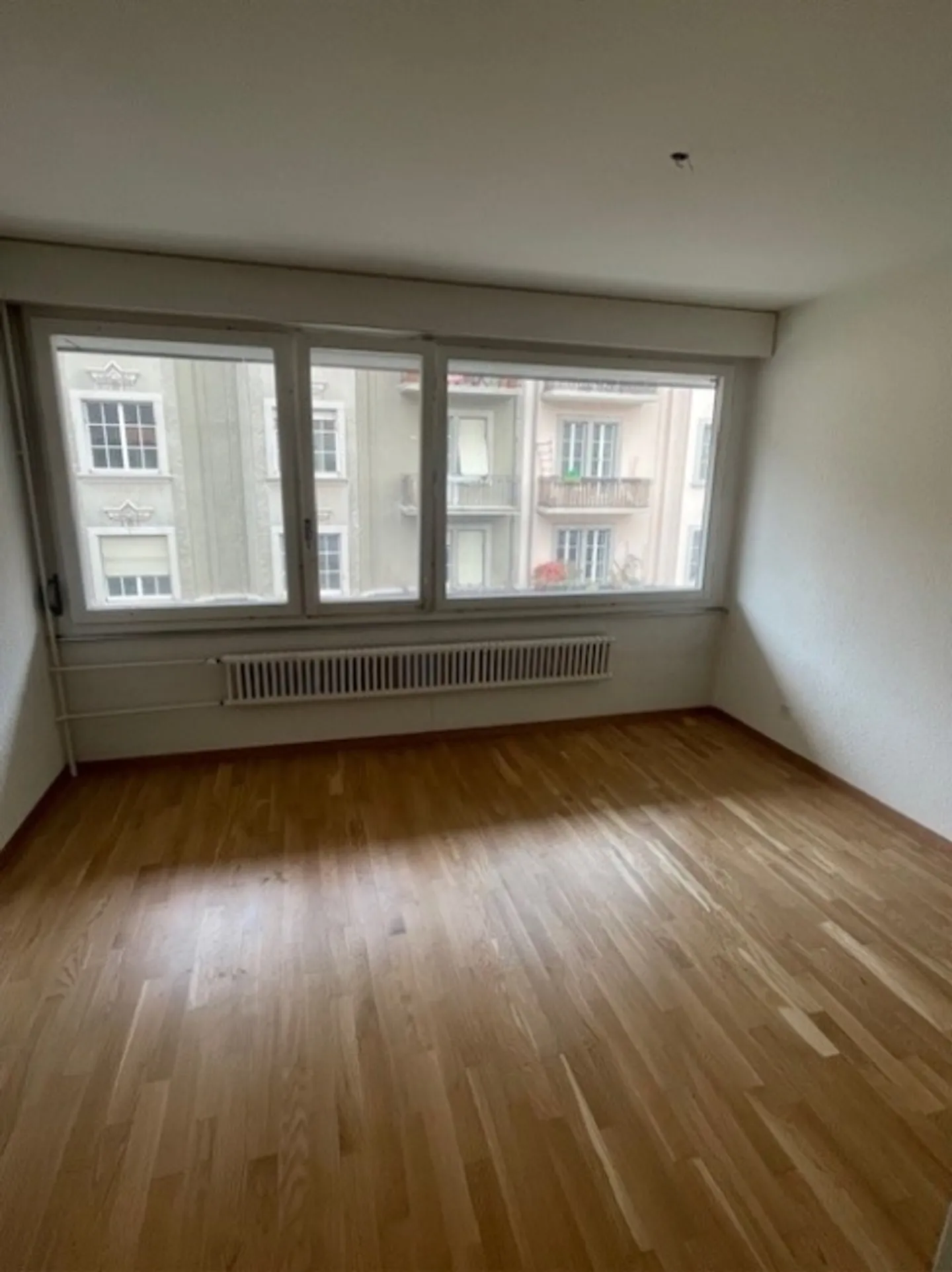 Wohnung mieten - Foto 3 von 5