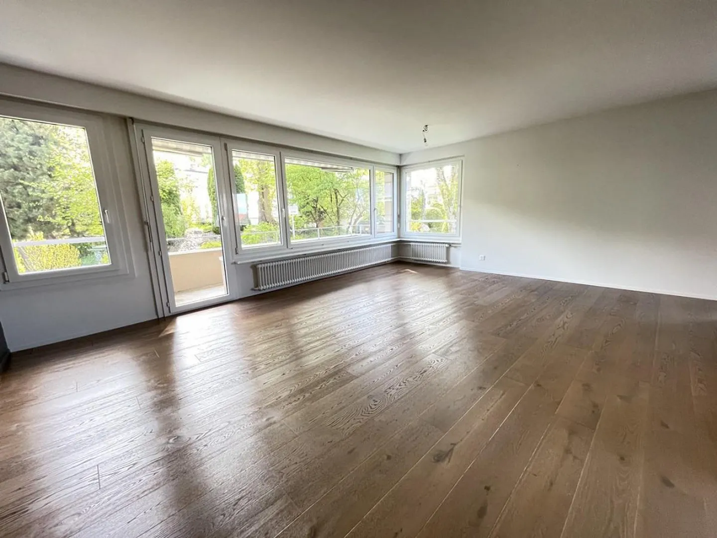 LOGEMENT - ÉLÉGANT, PROXIMITÉ VILLE & NATURE - Photo 2 sur 11