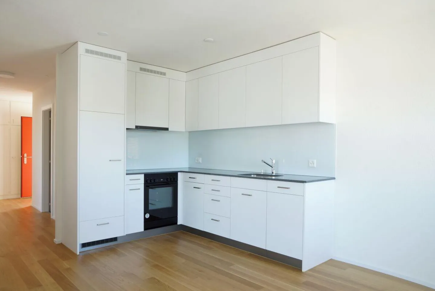 Appartement abordable dans un bon quartier résidentiel dans le quartier de Niklausen - Photo 3 sur 5