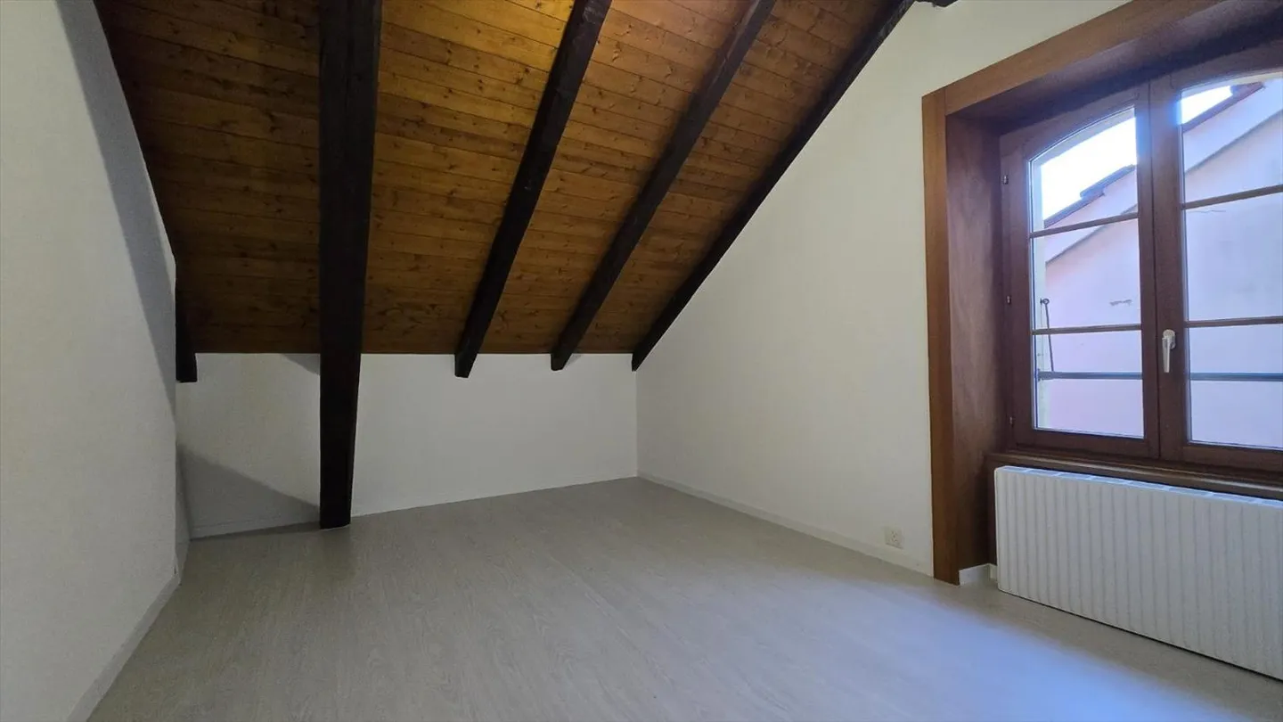 Ultimo piano 3.5 stanze - Foto 8 di 13