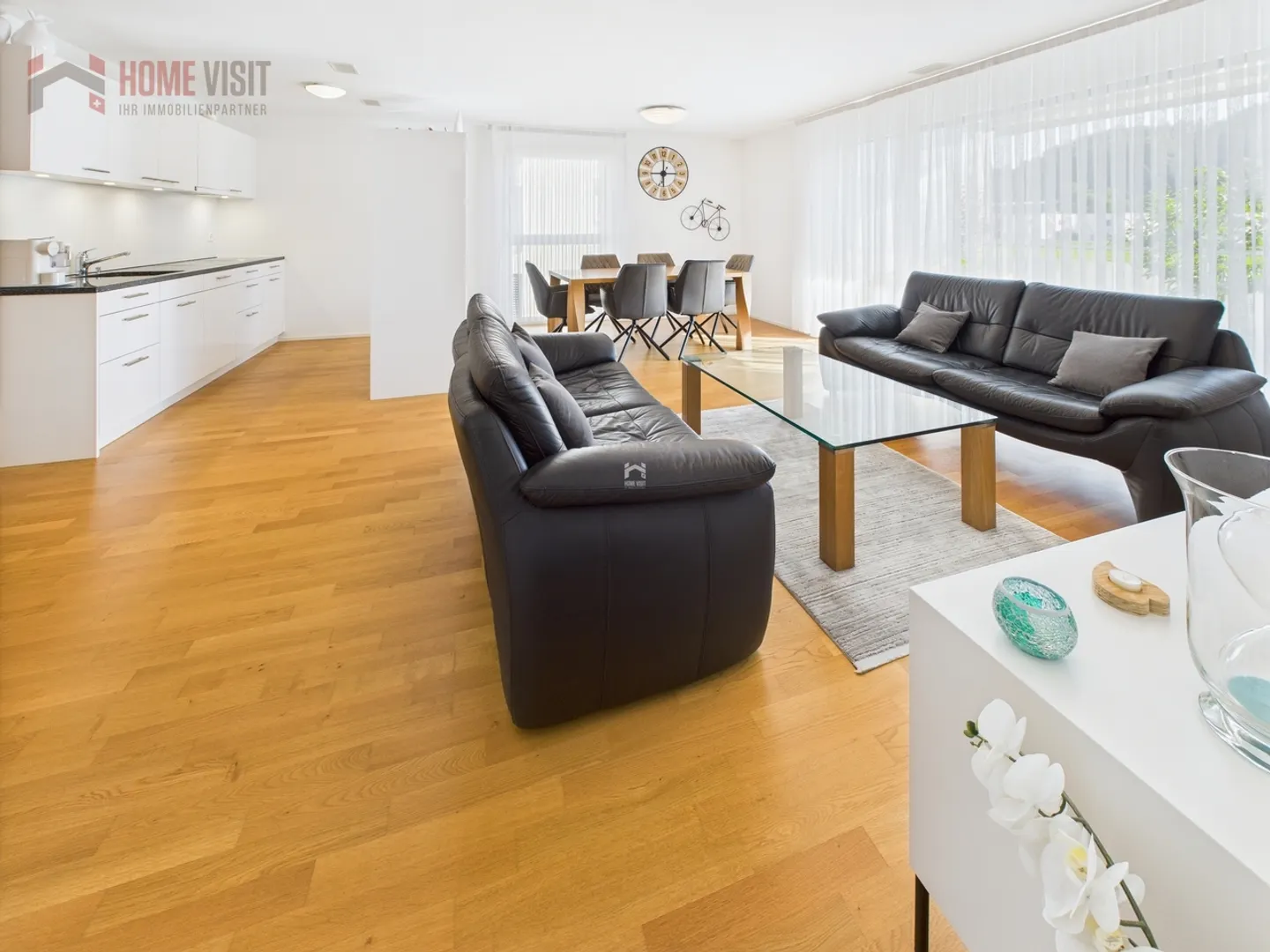 Appartamento moderno 4.5 locali con balcone - Foto 1 di 7