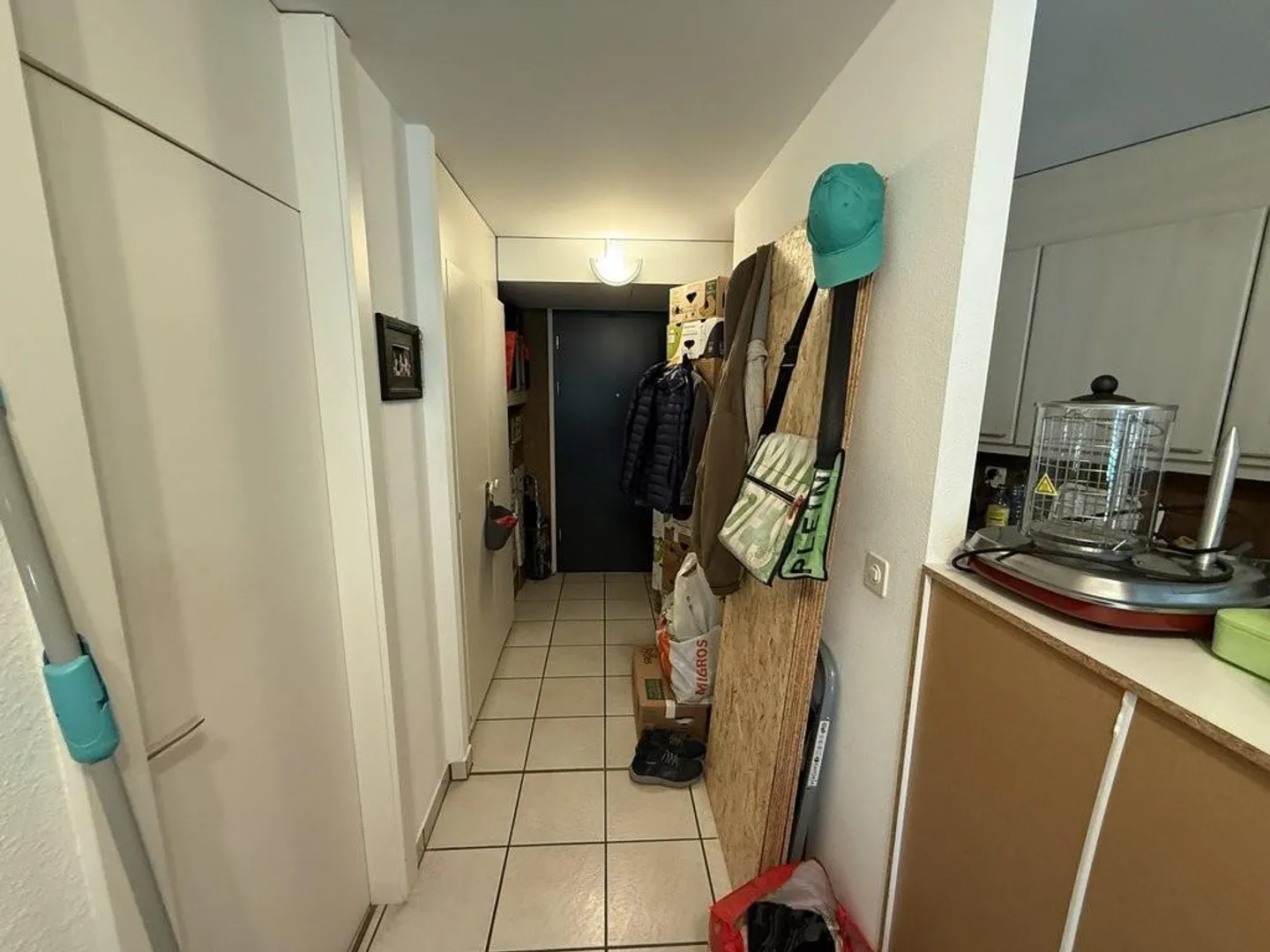 Appartement Charmant dans un Quartier Verdoyant - Photo 2 sur 8