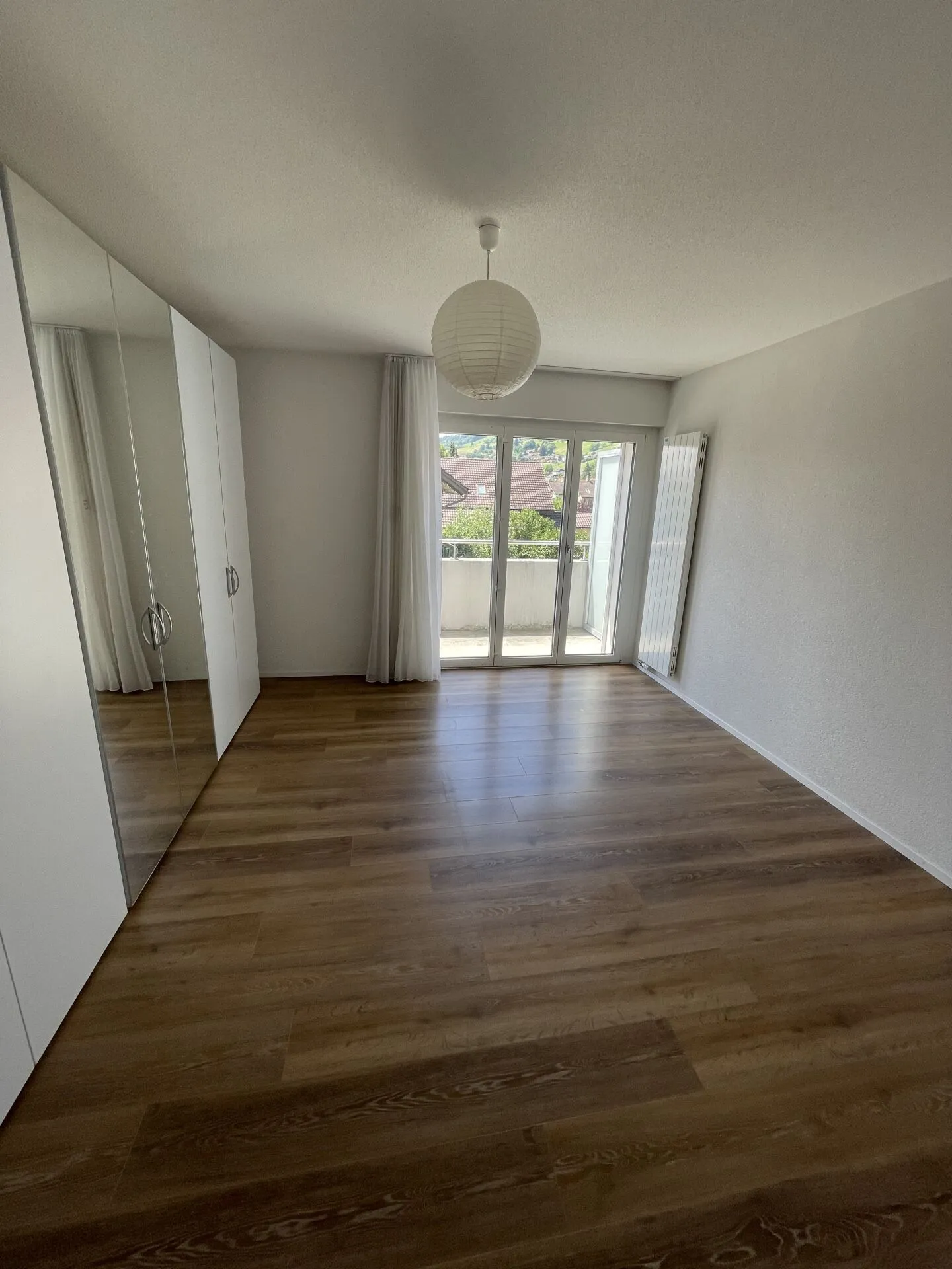 Sunny 3.5-room apartment with roof terrace - Photo 9 of 12