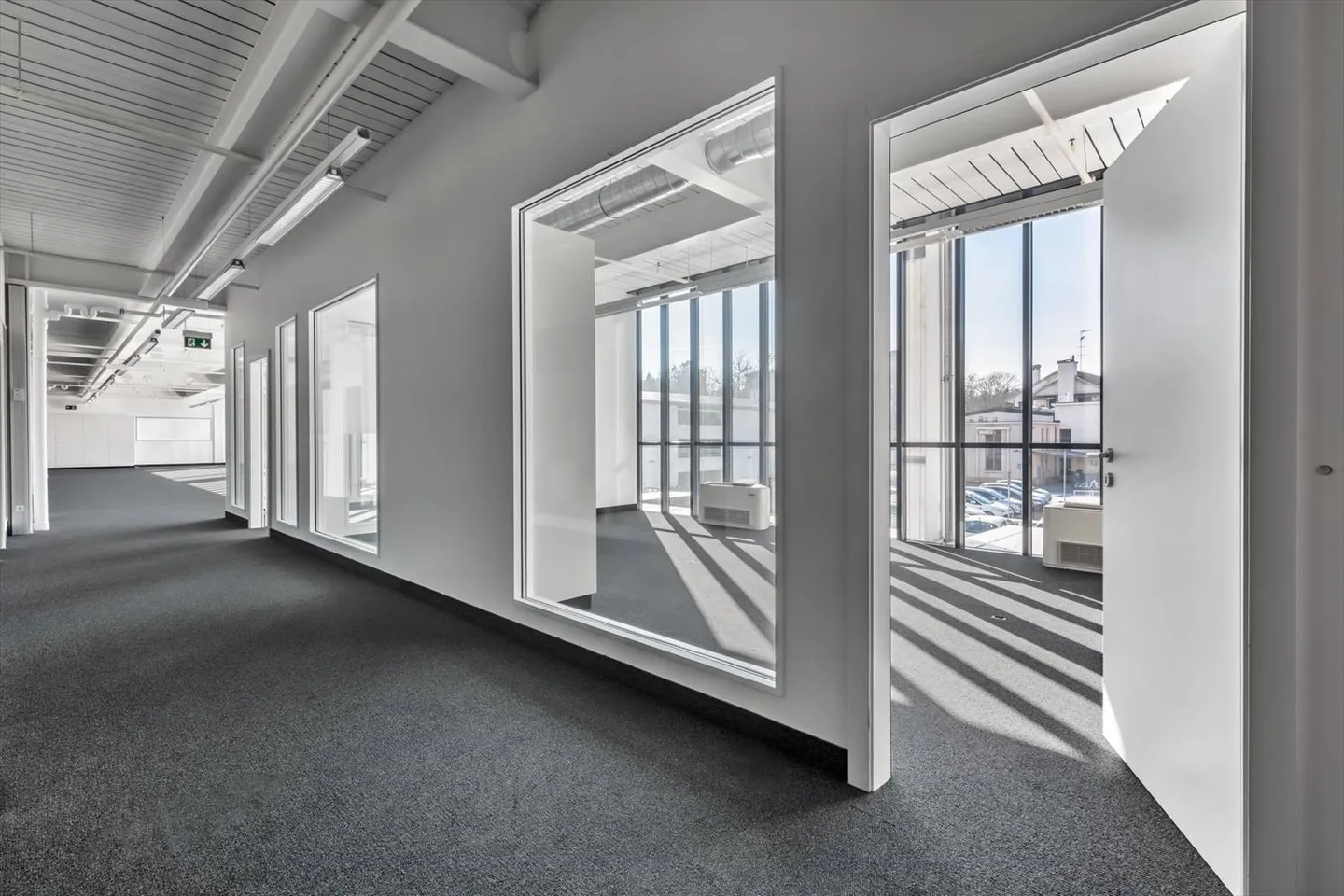 Equipped offices of about 6,000 m2 DIVISIBLE in Versoix - Photo 5 of 9