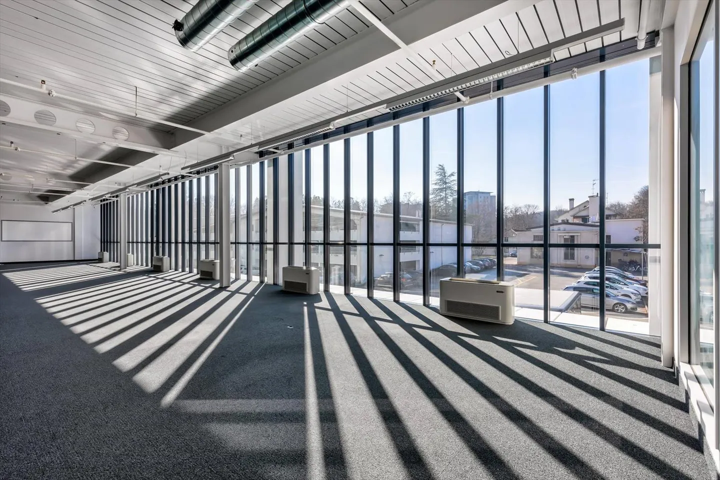 Equipped offices of about 6,000 m2 DIVISIBLE in Versoix - Photo 8 of 9