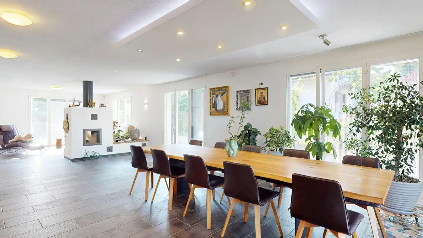8 Zimmer Einfamilienhaus mit Einliegerwohnung - Foto 7 von 30