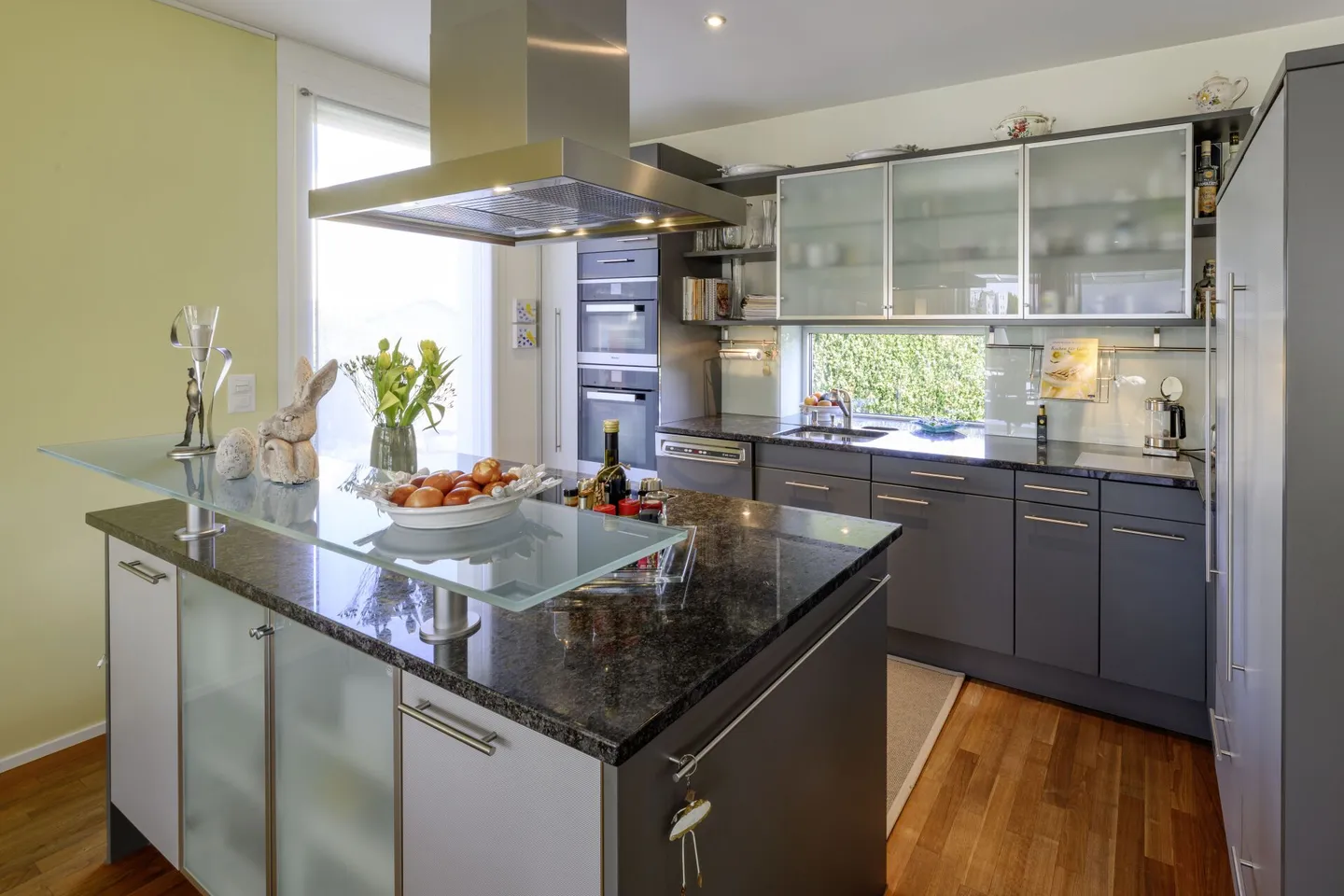 Single-family house with spacious garden in a family-friendly neighborhood - Photo 5 of 13