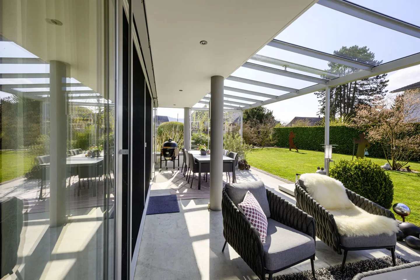 Single-family house with spacious garden in a family-friendly neighborhood - Photo 7 of 13