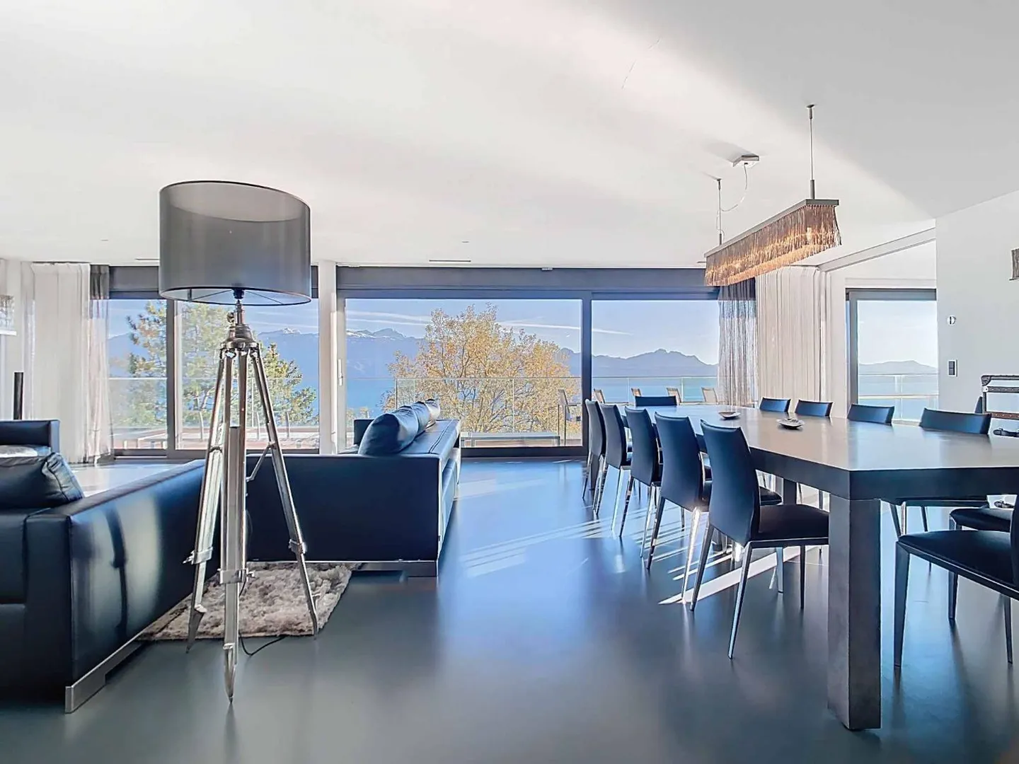 Penthouse 9,5 Zimmer - Foto 2 von 13