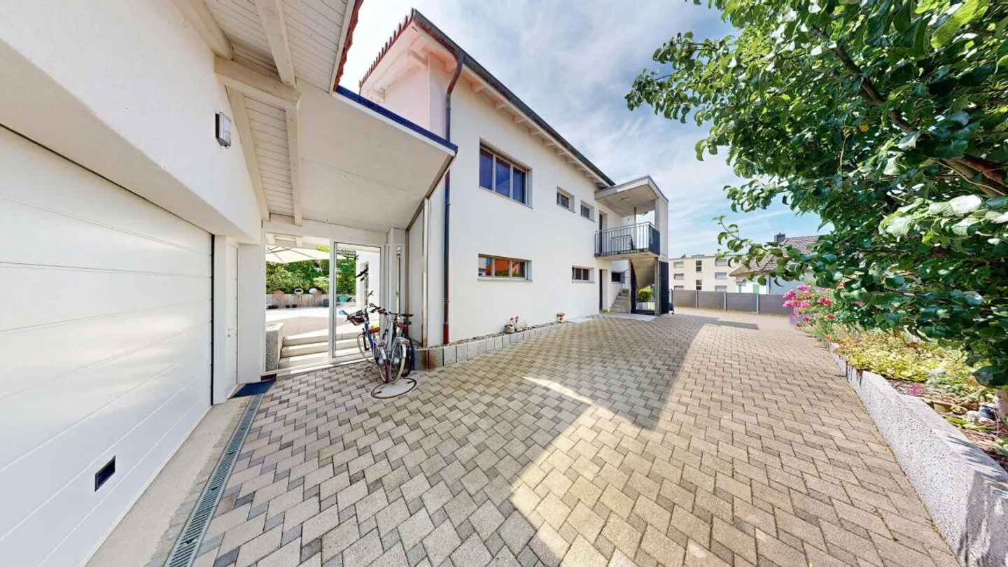 8 Zimmer Einfamilienhaus mit Einliegerwohnung - Foto 22 von 30