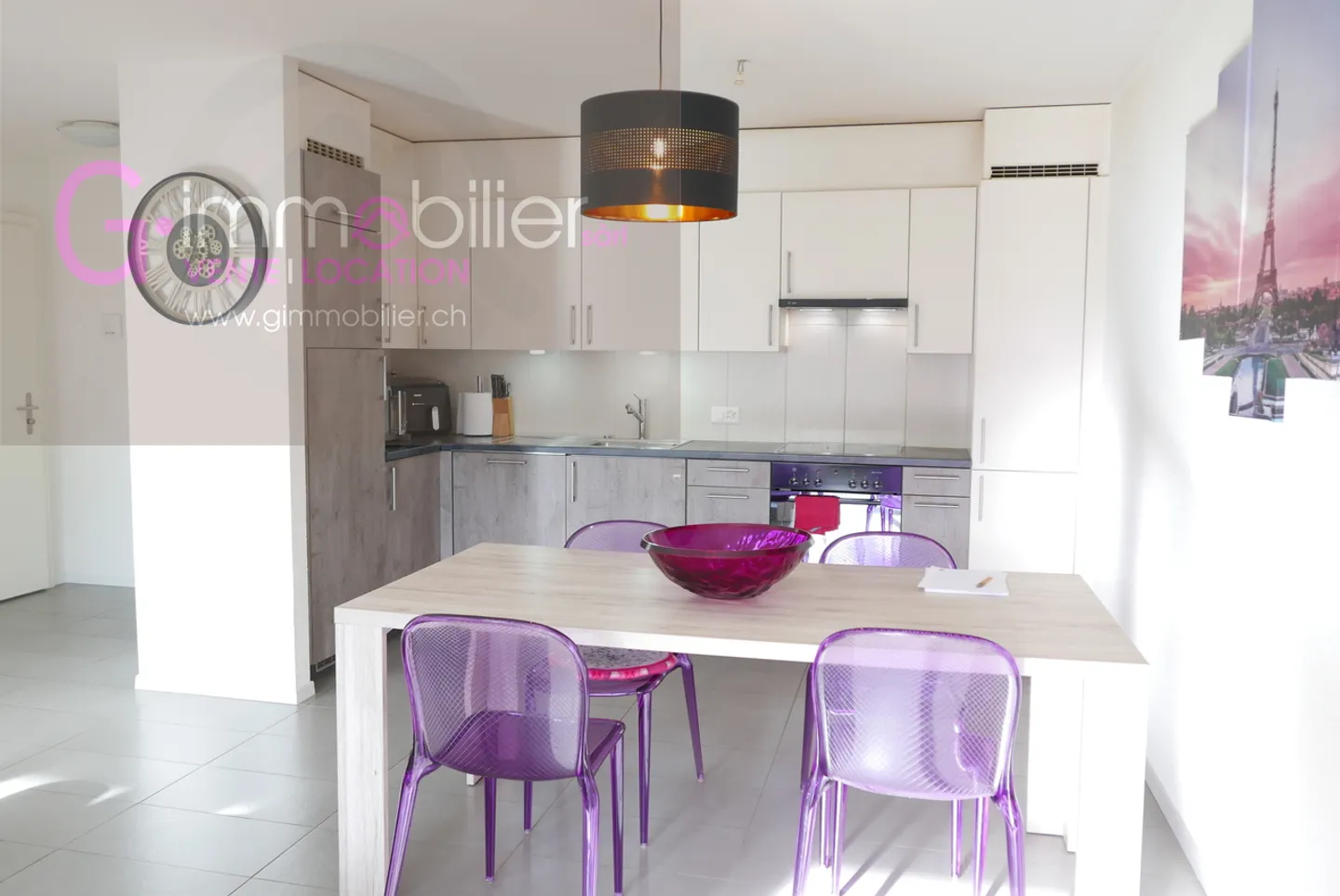 Collombey, votre attique de 3,5 pièces vous attend au 4ème étage - Photo 2 sur 11