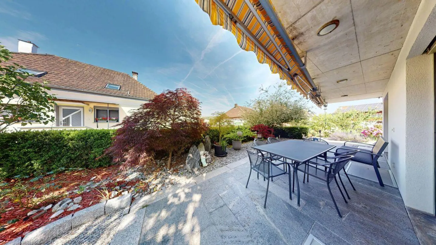 8 Zimmer Einfamilienhaus mit Einliegerwohnung - Foto 27 von 30