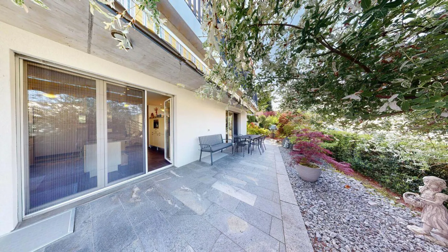 8 Zimmer Einfamilienhaus mit Einliegerwohnung - Foto 26 von 30