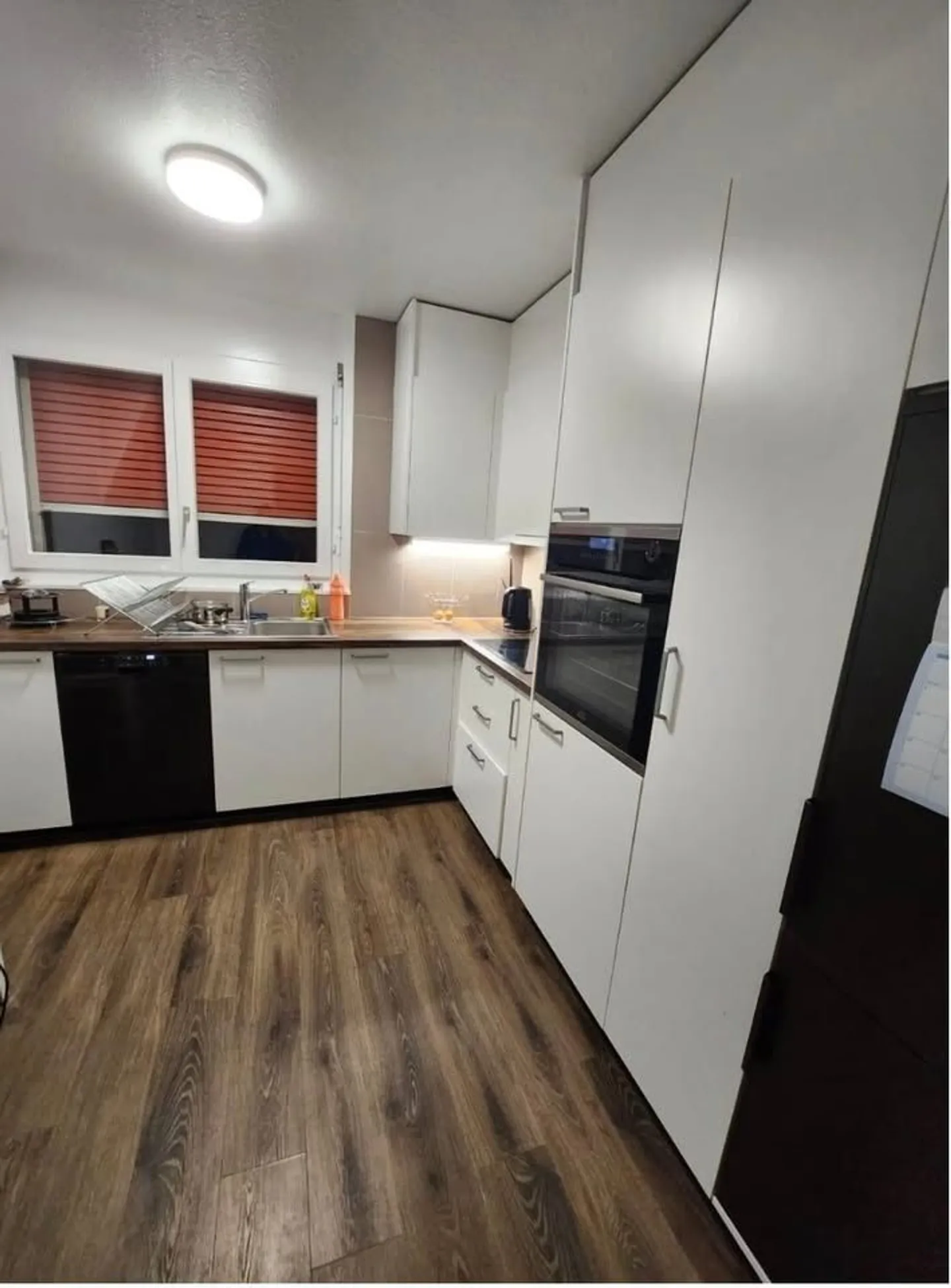 Bel appartement de 2,5 pièces avec balcon - Photo 6 sur 11