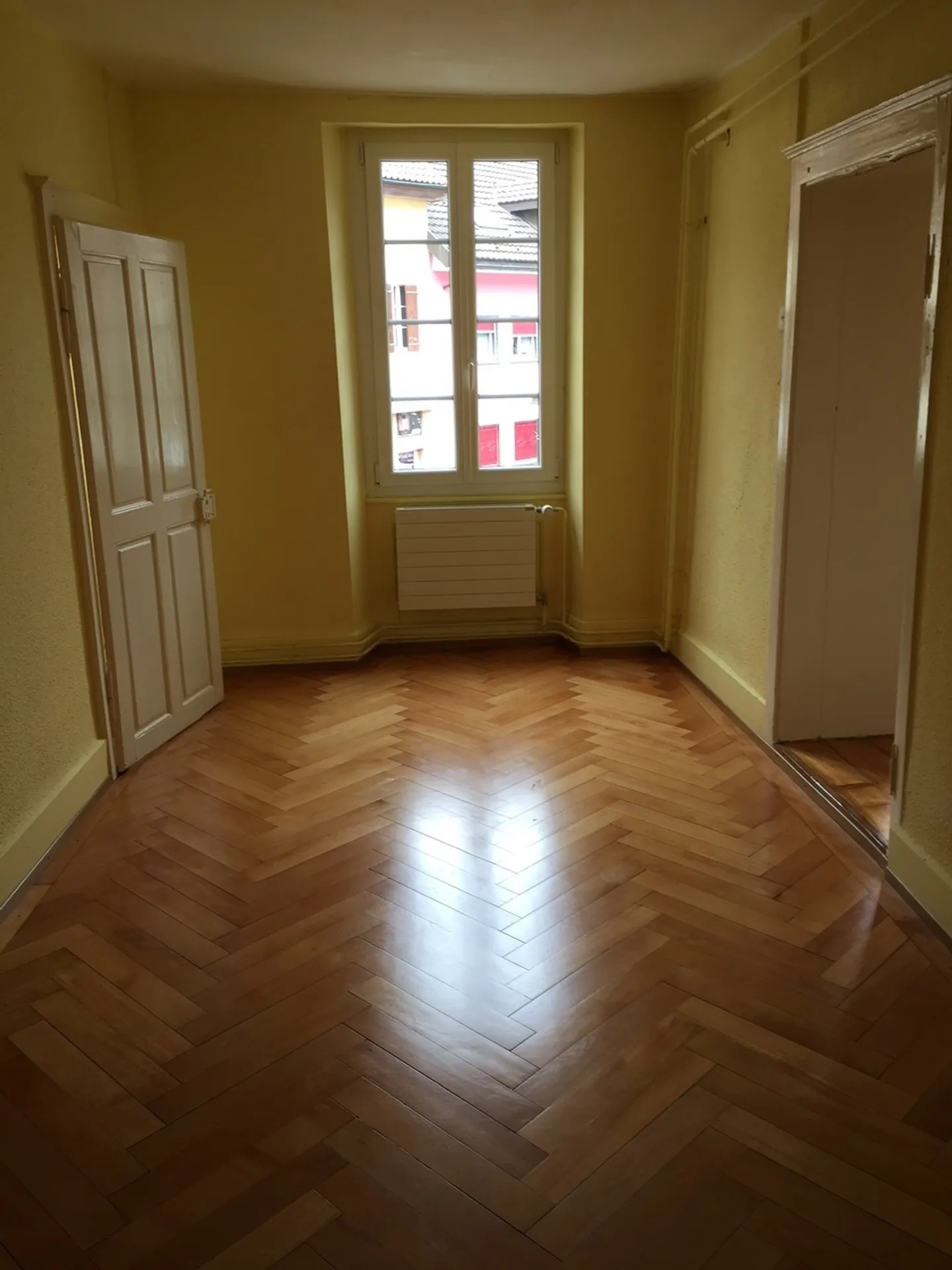 3-room apartment on the 1st floor - Photo 5 of 8