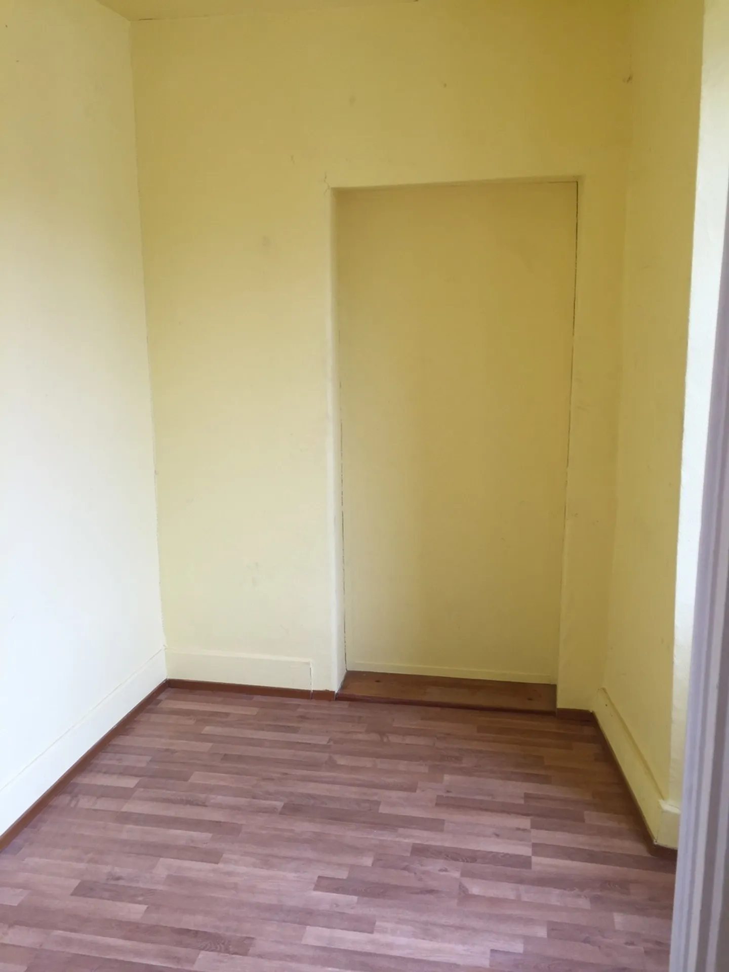 3-room apartment on the 1st floor - Photo 6 of 8