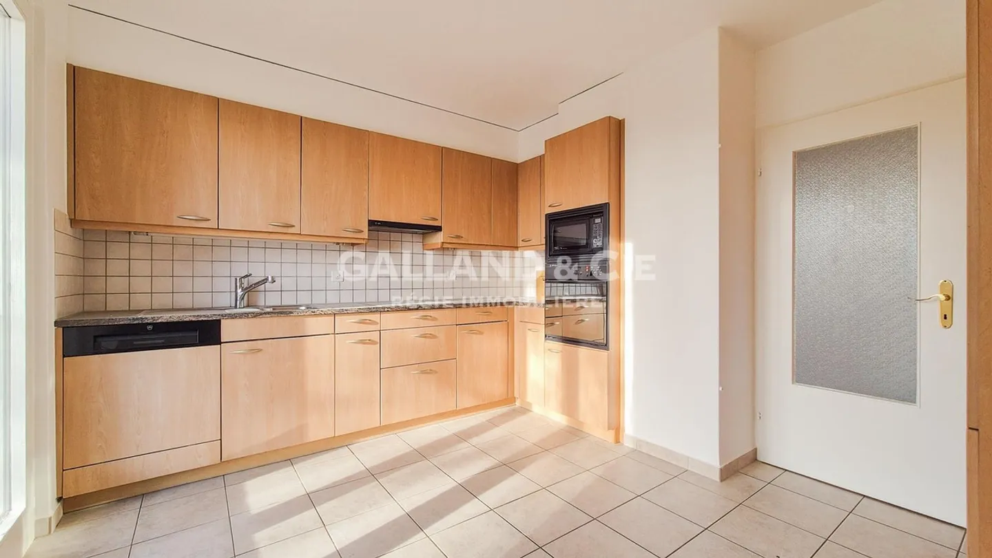 6-room Villa - Photo 7 of 14