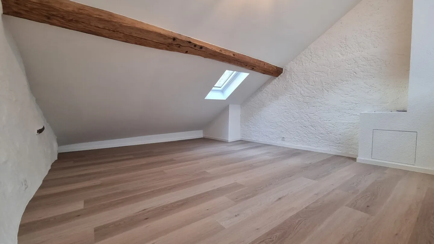 Casa di villaggio con 4 stanze e garage privato - Foto 10 di 11