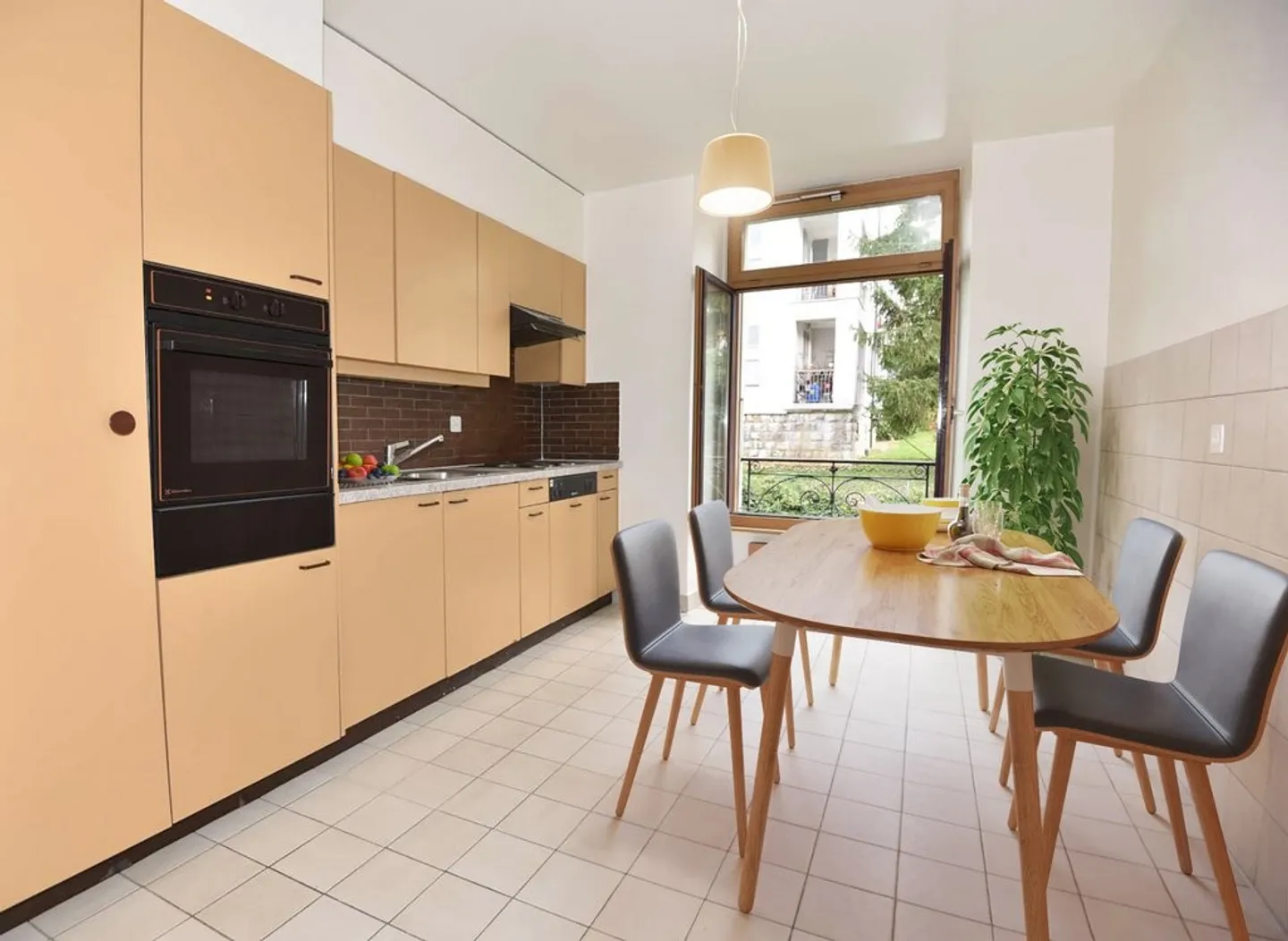 Alloggio nel cuore di Losanna! - Foto 2 di 8